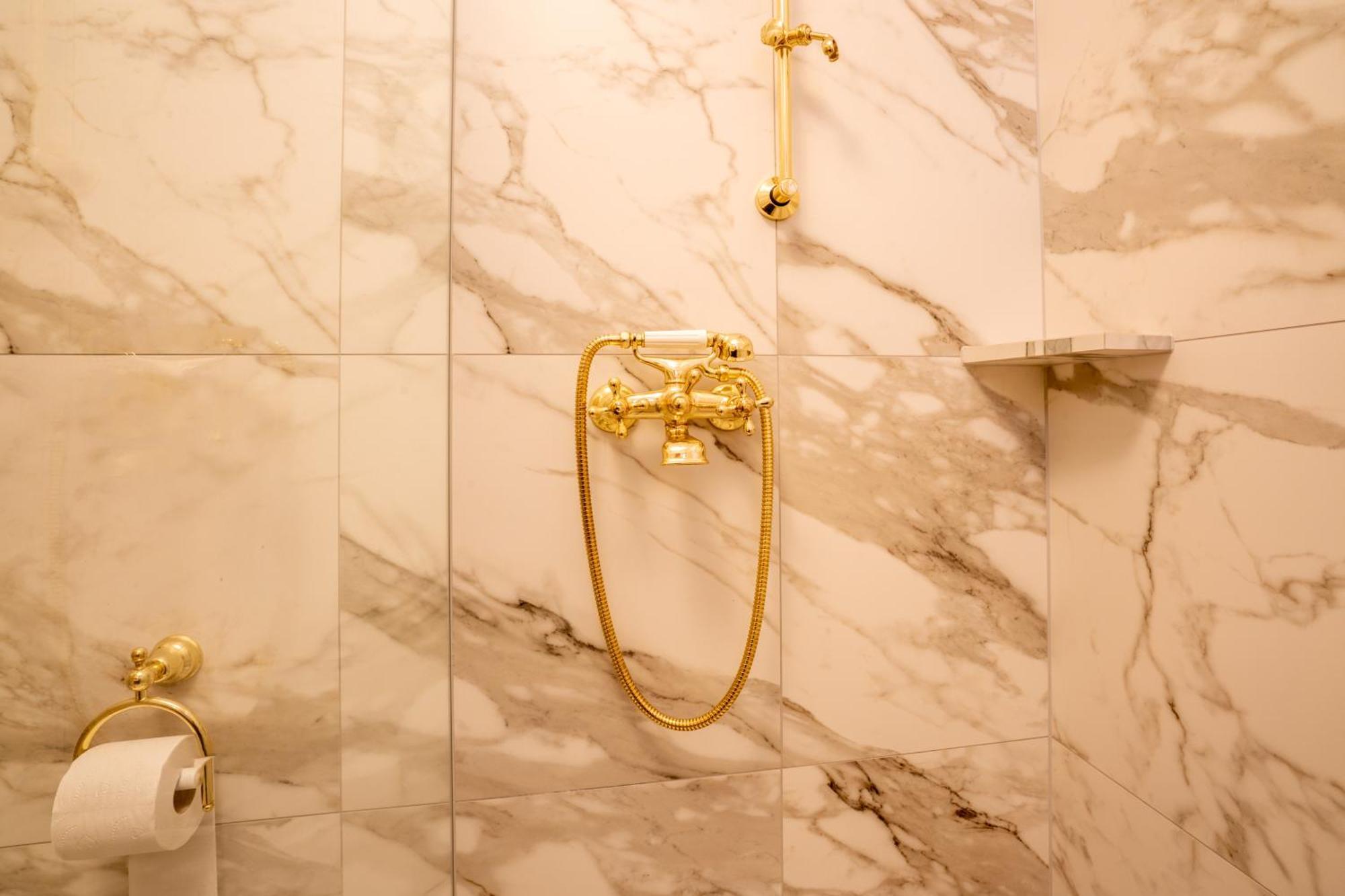 Weingut Koefelgut - Turris Vini Apartment กาสเตลเบลโล ภายนอก รูปภาพ